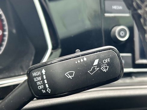 Used 2019 Volkswagen Jetta R-Line FWD image 28