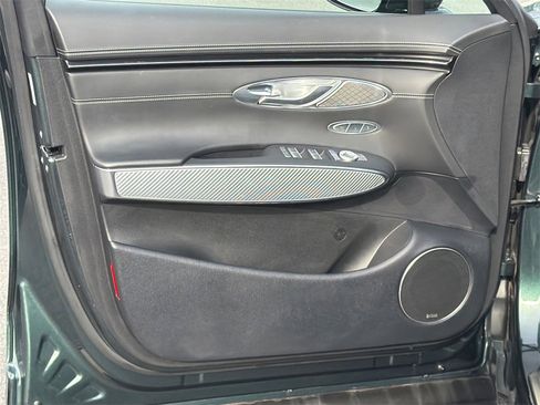 Used 2023 Genesis GV70 2.5T w/ Sport Prestige Package image 10