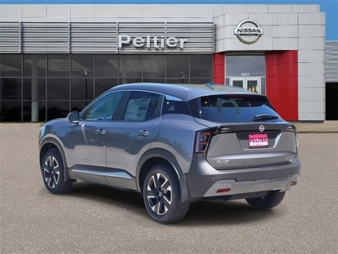 New 2025 Nissan Kicks SV w/ SV Premium Package image 3