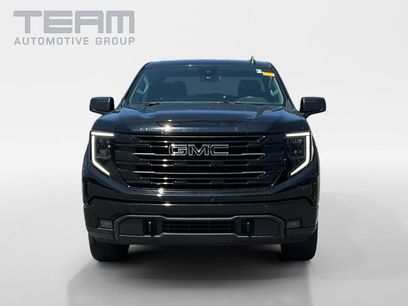 Used 2024 GMC Sierra 1500 Elevation
