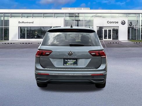 Used 2022 Volkswagen Tiguan SE FWD image 6