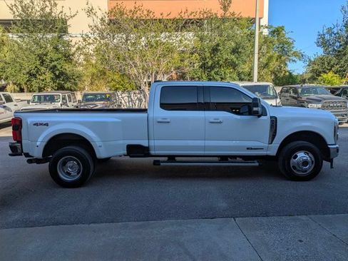 Used 2025 Ford F350 Lariat AWD/4WD image 2