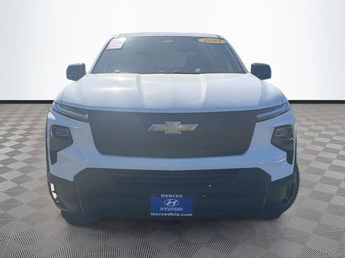 Used 2024 Chevrolet Silverado EV W/T AWD/4WD image 2