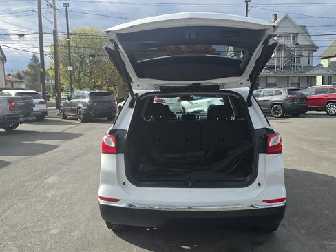 Used 2018 Chevrolet Equinox LT w/ Sun & Infotainment Package image 17