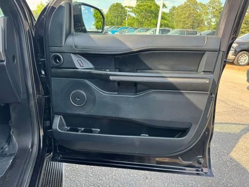 Used 2021 Ford Expedition XLT AWD/4WD image 9