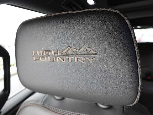 Used 2023 Chevrolet Tahoe High Country w/ Premium Package AWD/4WD image 13