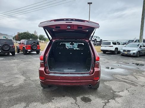Used 2019 Jeep Grand Cherokee Altitude image 15
