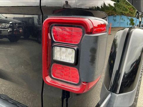 Used 2020 Jeep Gladiator Rubicon image 27