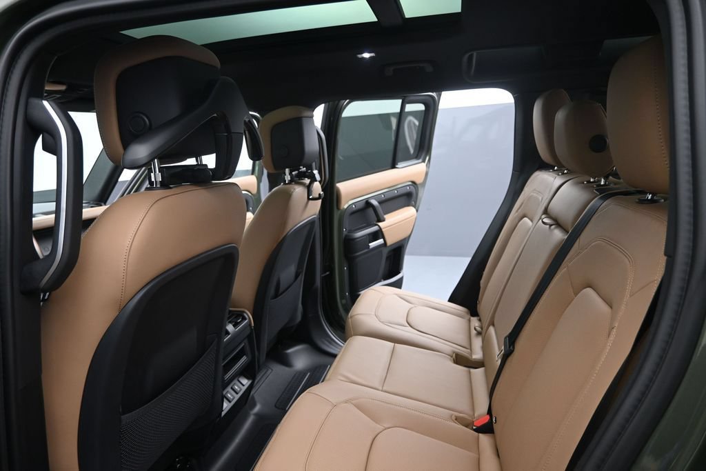 New 2026 Land Rover Defender 110 X-Dynamic SE AWD/4WD image 20