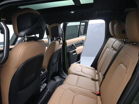 New 2026 Land Rover Defender 110 X-Dynamic SE AWD/4WD image 20