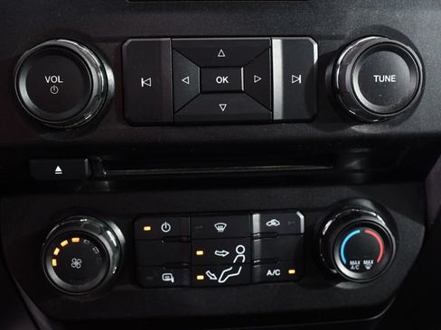 Used 2017 Ford F350 XLT AWD/4WD image 29