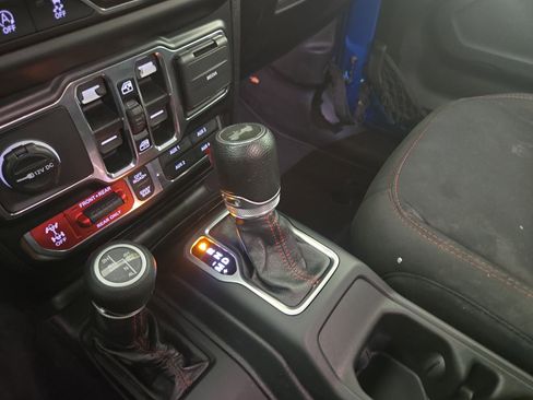 Used 2021 Jeep Wrangler Unlimited Rubicon w/ Steel Bumper Group image 23