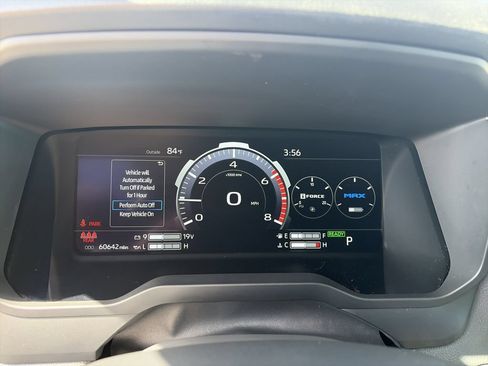 Used 2023 Toyota Tundra Limited AWD/4WD image 34