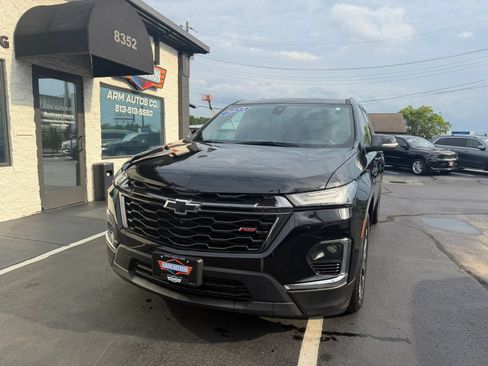 Used 2023 Chevrolet Traverse RS AWD/4WD image 1