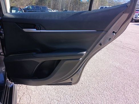 Used 2024 Toyota Camry XSE FWD image 18