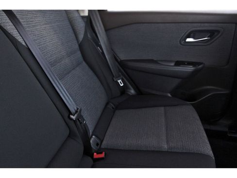Used 2021 Nissan Rogue SV AWD/4WD image 15