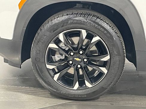 Used 2023 Chevrolet TrailBlazer LT w/ Convenience Package image 35