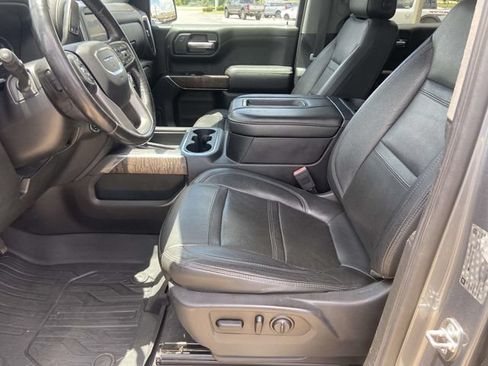 Used 2019 GMC Sierra 1500 Denali w/ Denali Ultimate Package AWD/4WD image 11
