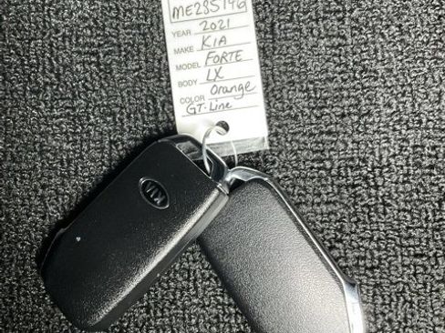 Used 2021 Kia Forte GT-Line image 43