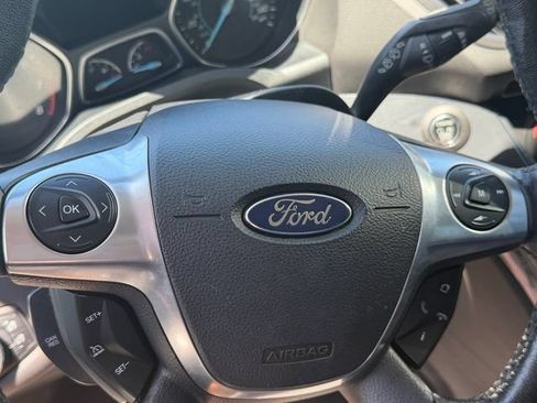 Used 2013 Ford Escape Titanium FWD image 23