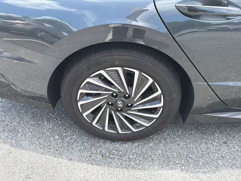Used 2025 Hyundai Sonata SEL FWD image 18