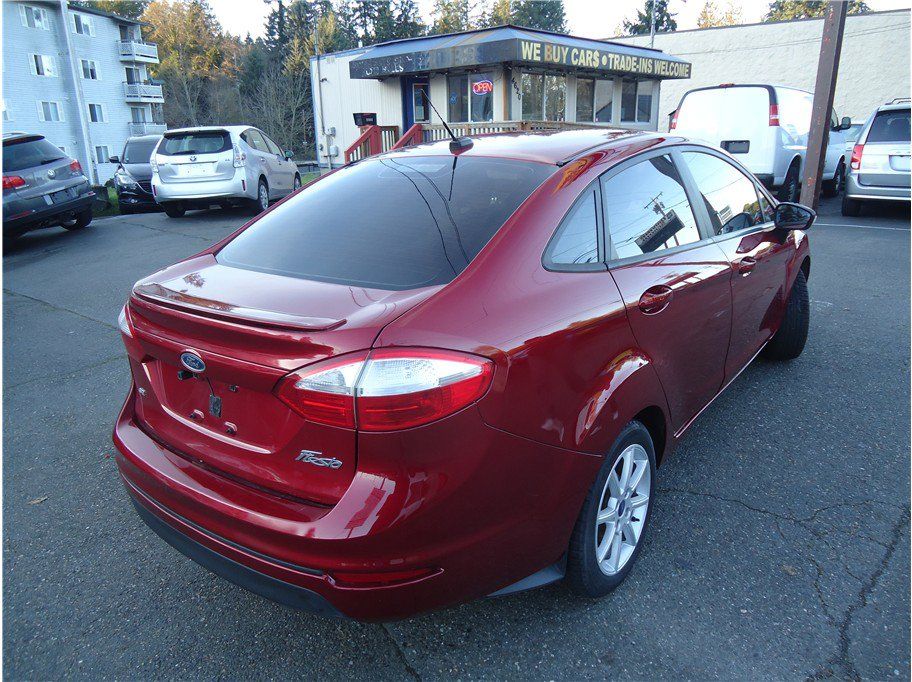 Used 2016 Ford Fiesta SE w/ Equipment Group 201A FWD image 6