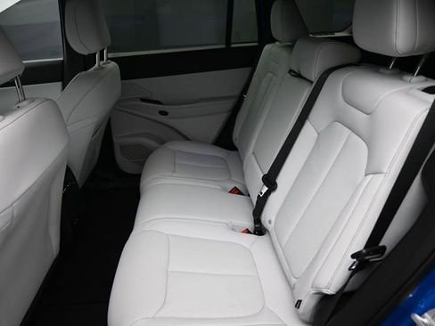 New 2026 Jeep Cherokee Limited AWD/4WD image 17