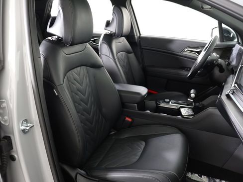 Used 2025 Kia Sportage X-Line w/ Premium Package AWD/4WD image 32