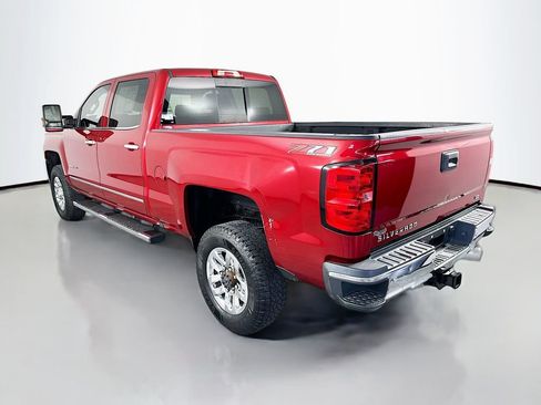 Used 2019 Chevrolet Silverado 2500 LTZ w/ Duramax Plus Package AWD/4WD image 5