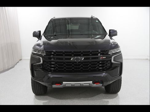 Certified 2024 Chevrolet Tahoe Z71 w/ Luxury Package AWD/4WD image 2