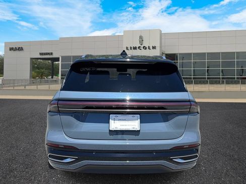 Certified 2025 Lincoln Nautilus Reserve AWD/4WD image 4