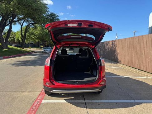 Used 2017 Toyota RAV4 XLE FWD image 26