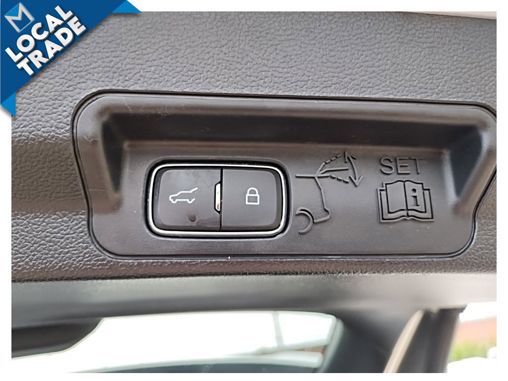 Used 2020 Ford Explorer XLT w/ Equipment Group 202A AWD/4WD image 33