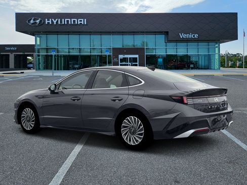 New 2026 Hyundai Sonata Limited FWD image 23
