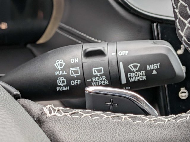 New 2026 Jeep Grand Cherokee Limited AWD/4WD image 32