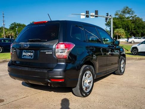 Used 2014 Subaru Forester 2.5i AWD/4WD image 18