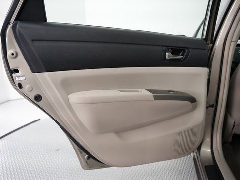 Used 2007 Toyota Prius Touring image 33
