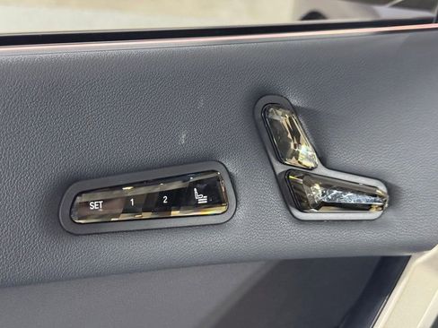 Used 2023 BMW iX M60 w/ Executive Package image 21