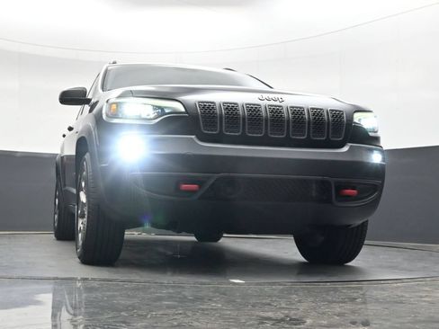 Used 2021 Jeep Cherokee Trailhawk AWD/4WD image 49