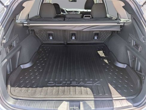 Certified 2025 Subaru Outback Premium AWD/4WD image 14
