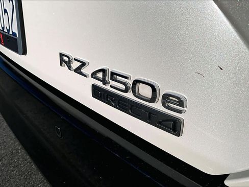 Used 2023 Lexus RZ 450e Premium image 9