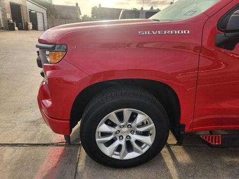 Used 2024 Chevrolet Silverado 1500 Custom image 7