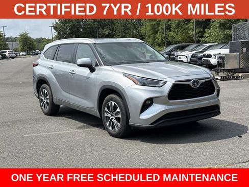 Used 2023 Toyota Highlander XLE FWD image 1