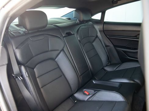 Certified 2022 Porsche Taycan 4S AWD/4WD image 22