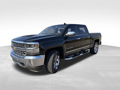 Used 2017 Chevrolet Silverado 1500 LTZ w/ Sport Package image 7