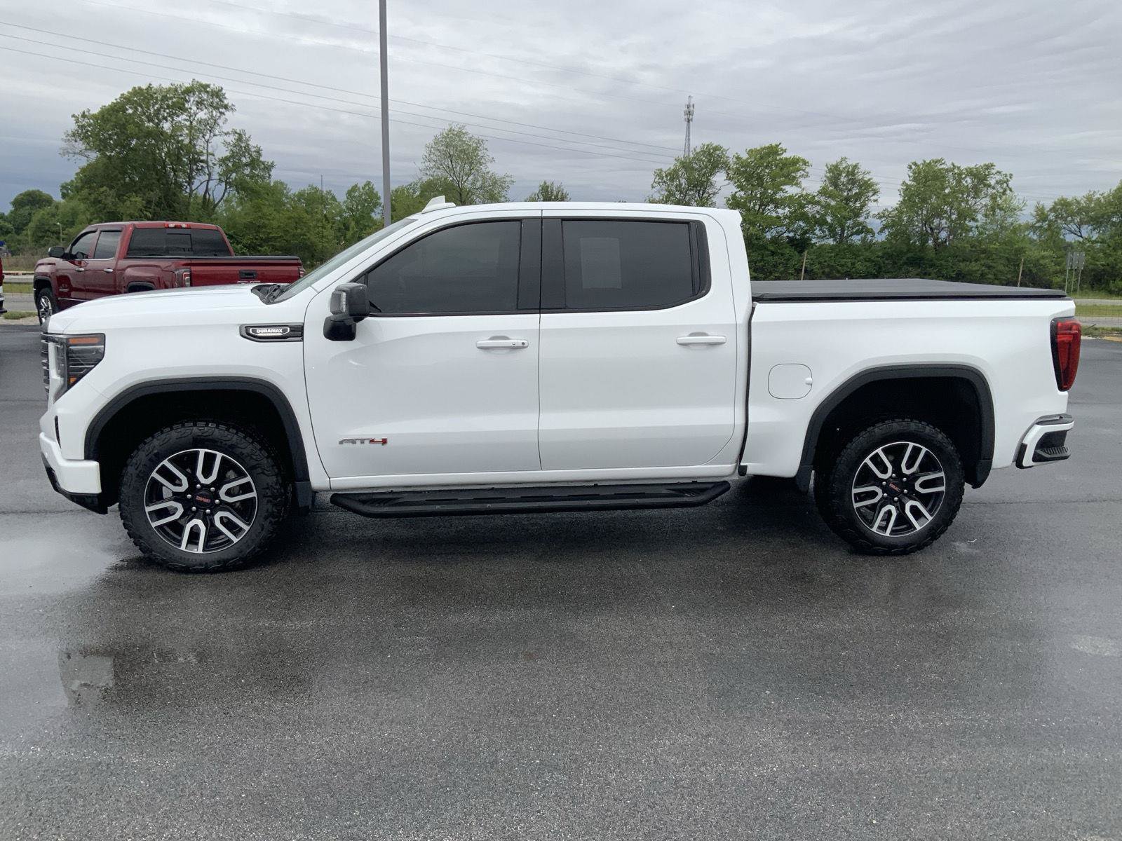 Used 2023 GMC Sierra 1500 AT4 w/ AT4 Premium Package AWD/4WD image 7