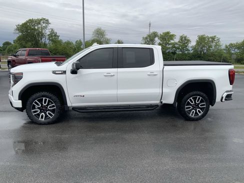 Used 2023 GMC Sierra 1500 AT4 w/ AT4 Premium Package AWD/4WD image 7