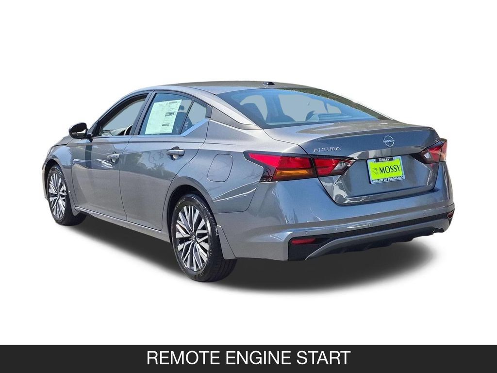 New 2026 Nissan Altima 2.5 SV FWD image 7