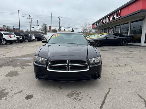 Used 2013 Dodge Charger SE image 8