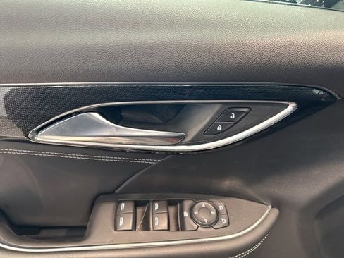 Used 2021 Buick Envision Preferred image 11